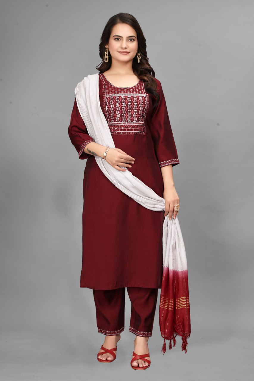 Sundar Saajh – Deep maroon Kurta Set With Elegant Embroidery